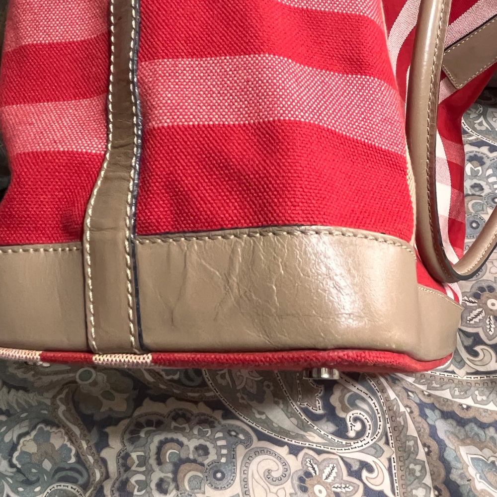 Beautiful Red Burberry Check Bag - Picture 16 of 16